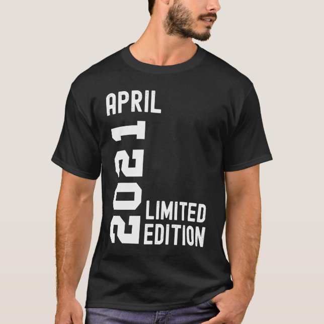 Camiseta Feliz aniversário de 2021 de abril (Frente)
