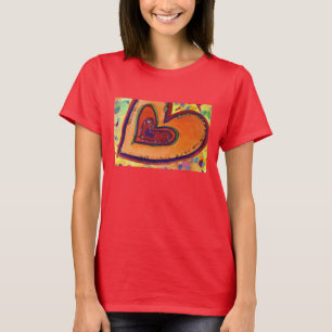 Camiseta Feliz Coração Pintando Trabalho de arte