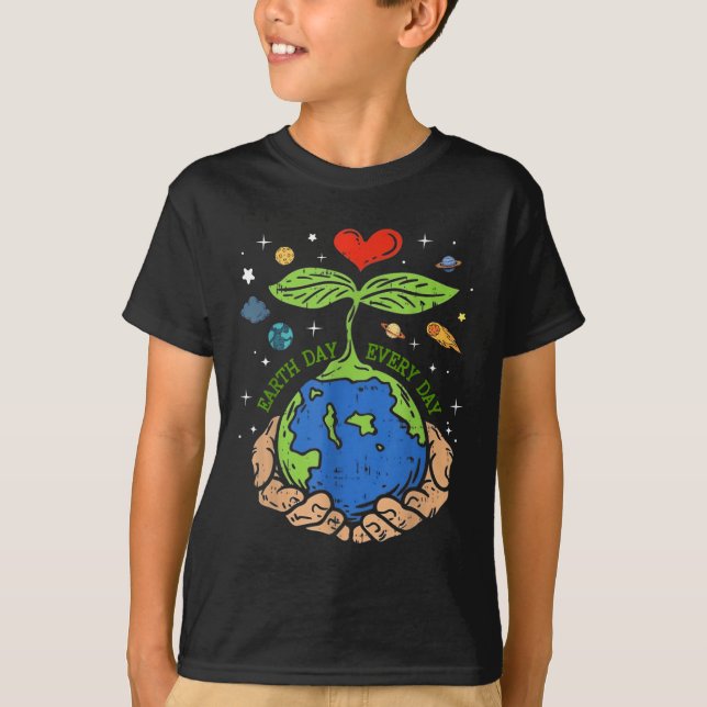 Camiseta Feliz Dia da Terra 2024 Salve Nosso Planeta Cute E (Frente)