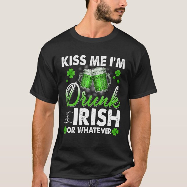 Camiseta Feliz dia de Patrick, Bebado de Cerveja Irlandês F (Frente)