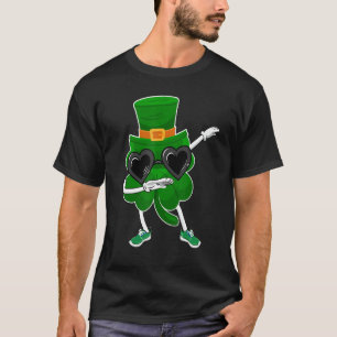 Camiseta Feliz Dia de São Patrício Dabbing Shamrock Hip Hop