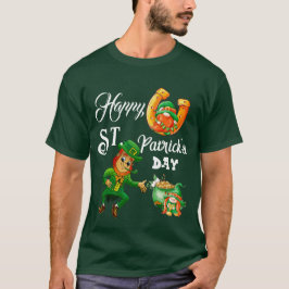 Camiseta Feliz Dia de São Patrício Lucky Leprechaun Pote de