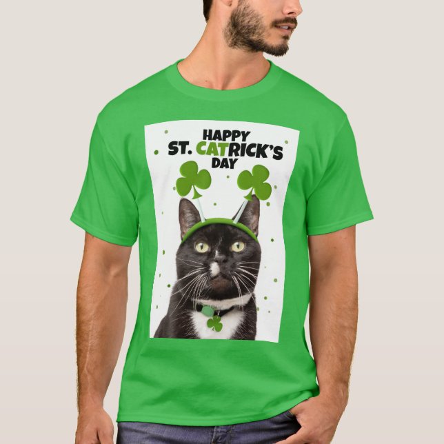 Camiseta Feliz Dia de São Patrício para qualquer gato na ba (Frente)