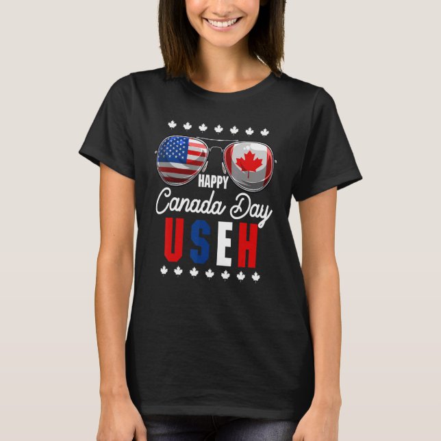 Camiseta Feliz Dia do Canadá com os Óculos de Bandeira do C (Frente)