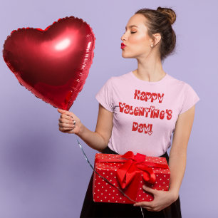 Camiseta Feliz dia dos namorados com corações