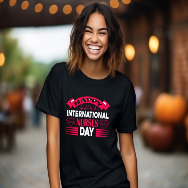 Camiseta Feliz Dia Internacional das Enfermeiras (Criador carregado)