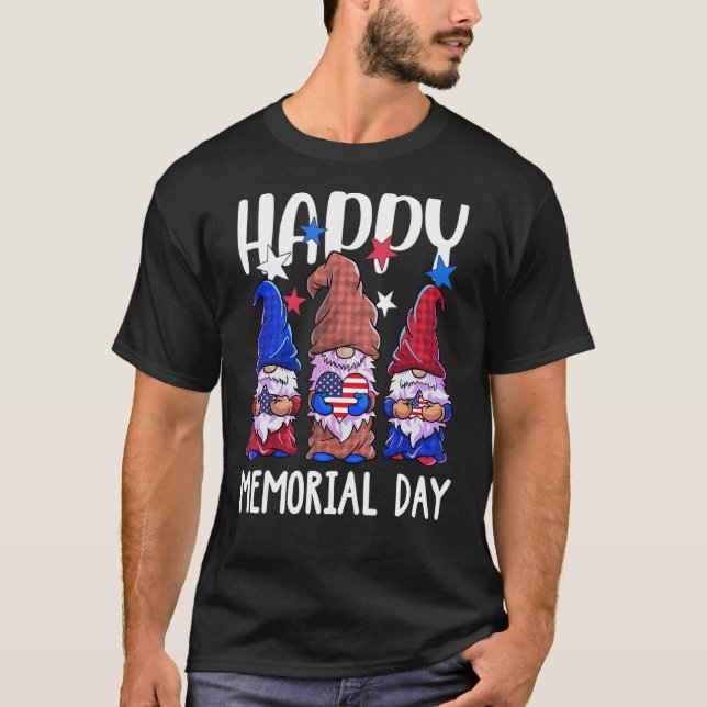 Camiseta Feliz Dia Memorial Gnomo Usa Bandeira Patriota Ame (Frente)