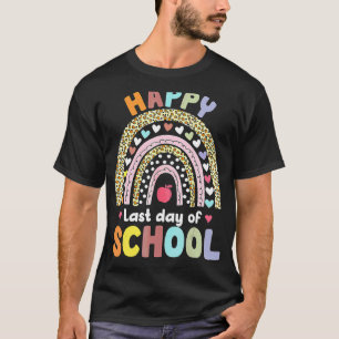 Camiseta Feliz Dia Passado Da Faculdade De Boho Gelado Leop