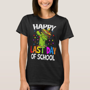 Camiseta Feliz Dia Passado Do Graduação De Professores