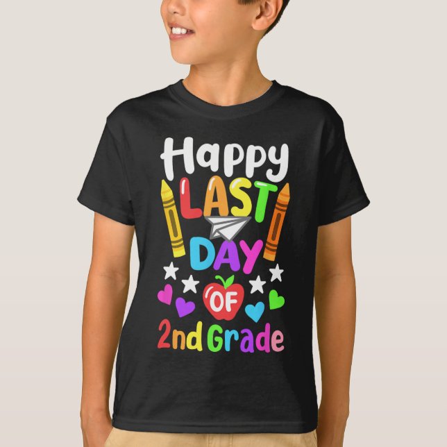 Camiseta Feliz Dia Passado Do segundo Escolar De 2025 Crian (Frente)