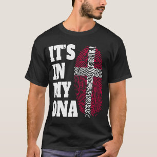Camiseta Feliz, está no meu DNA dinamarquês Bandeira