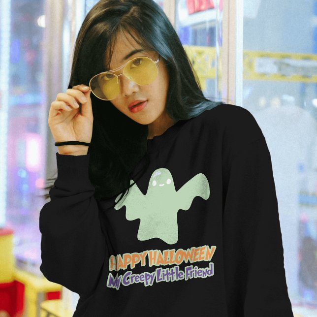 Camiseta Feliz Halloween Meu Amigo Assustador (This Halloween, haunt in high fashion. Boujee ghosts only.)