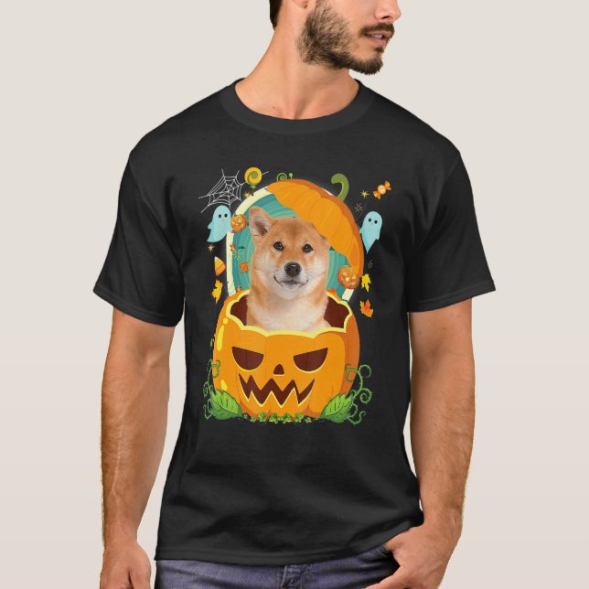 Camiseta Feliz Halloween Pumpkin Shiba Inu Cachorro Feitiço (Frente)