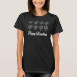 Camiseta Feliz Hanukkah Menorah, Festival Judaico Chanukah<br><div class="desc">Feliz Hanukkah Menorah Jewish Chanukah Festival das Luzes Premium</div>