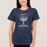 Camiseta Feliz Hanukkah Menorah Ugly Sweater<br><div class="desc">Este design de feriado apresenta o texto "Happy Hanukkah" com um dabs unicórnio acentuado com flocos de neve e pinheiros em um estilo de suéter feio. Perfeito para as festas de Hanukkah Ugly Sweater. #hanukkah #feriados #sazonal #festivo #moderna #tendências #moderna #moda #moda #na moda #design #designer #trendy #trendy #trendy #menorah...</div>