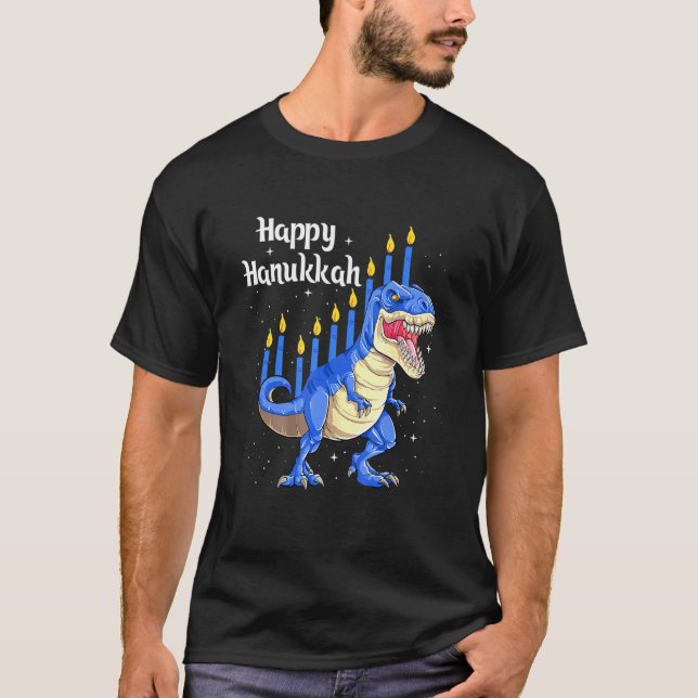 Camiseta Feliz Hanukkah Menorasaurus Rex Dinosaur Menorah C (Frente)