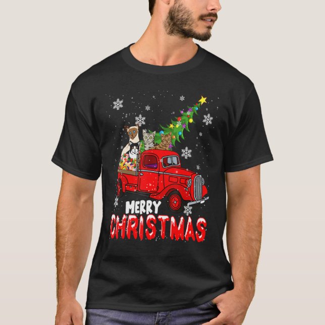 Camiseta Feliz Natal Red Pickup Truck Xmas Tree Cats Fa (Frente)
