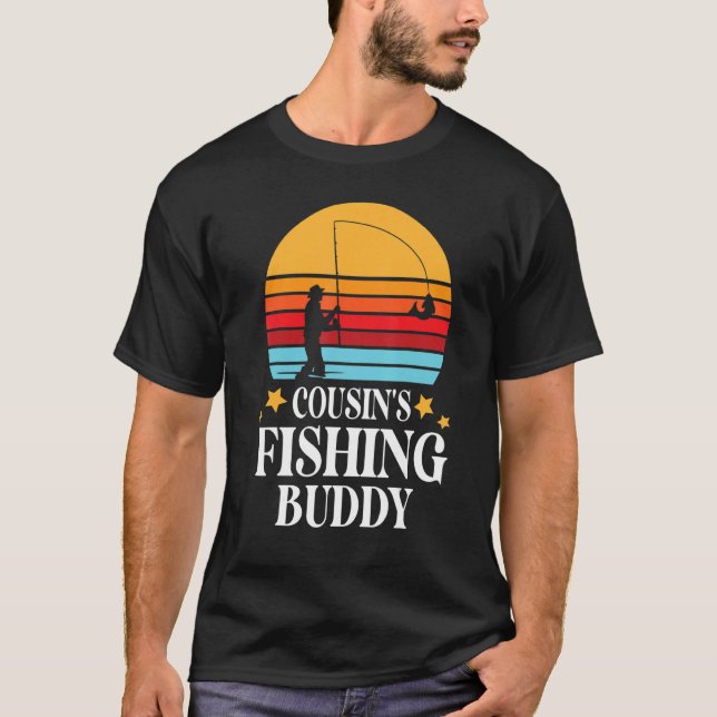 Camiseta Feliz Para Mim, Seu Irmão Fisher Irmã Primo. (Frente)