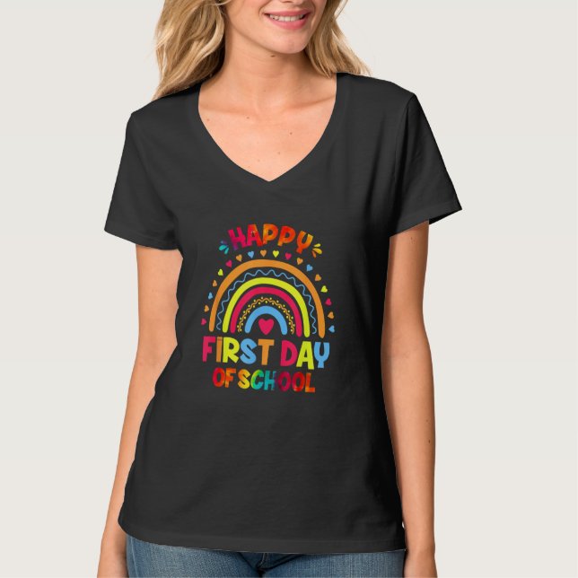 Camiseta Feliz Primeiro Dia De Aula Boho Arco-Íris Crianças (Frente)