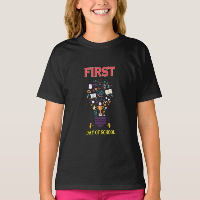 Camiseta Feliz Primeiro Dia De Aula De Volta à Escola Bebê (Frente)