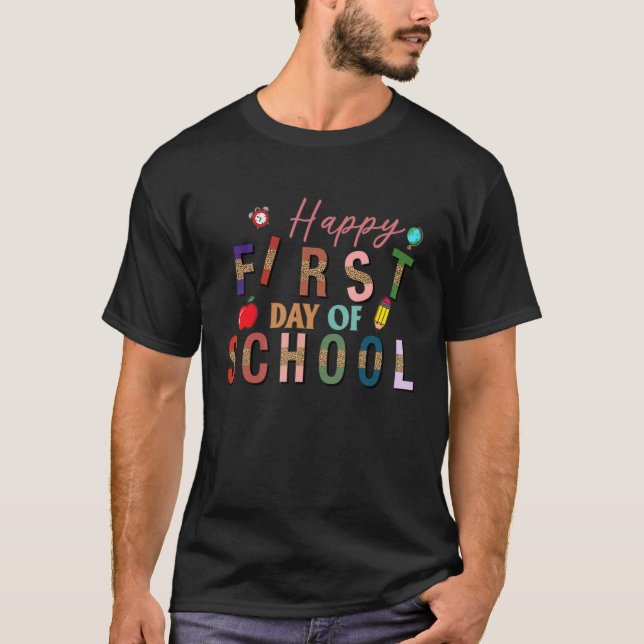 Camiseta Feliz Primeiro Dia de Estudante De Leopardo Da Esc (Frente)