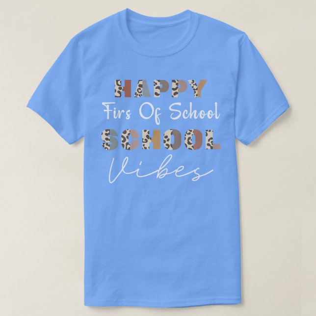 Camiseta Feliz Primeiro Dia de Professores Estudantes Boho  (Frente do Design)