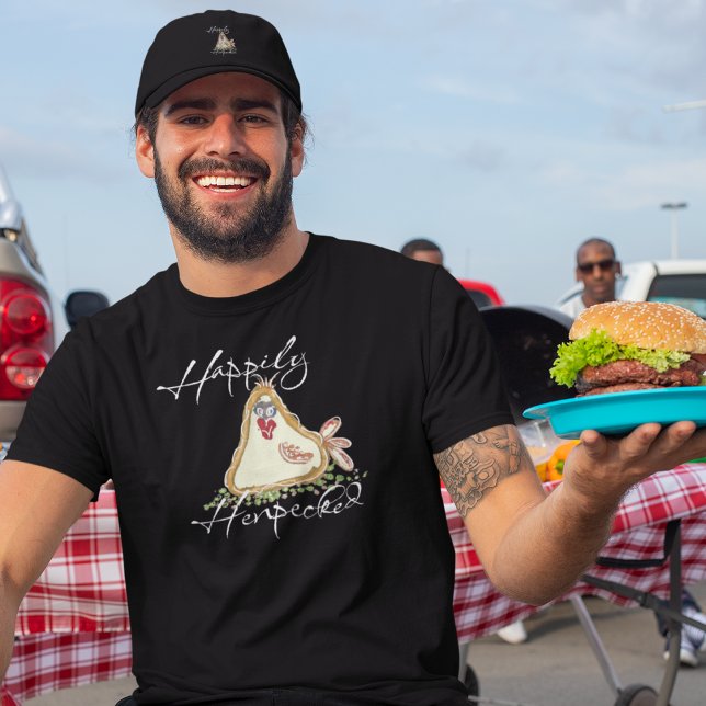CAMISETA FELIZ RELAÇÃO DE GALINHAS HENPECADAS (Criador carregado)