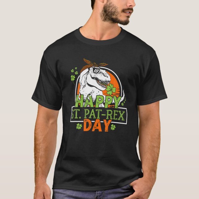 Camiseta Feliz Rua Pat Rex Dia Dinossauro Rua Patrick Dinos (Frente)