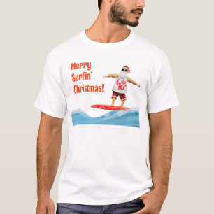 Camiseta Feliz Surfin Papais noeis de Natal no surfboard