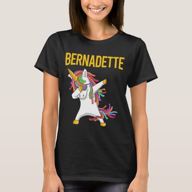 Camiseta Feliz Unicórnio - Nome da Bernadette (Frente)