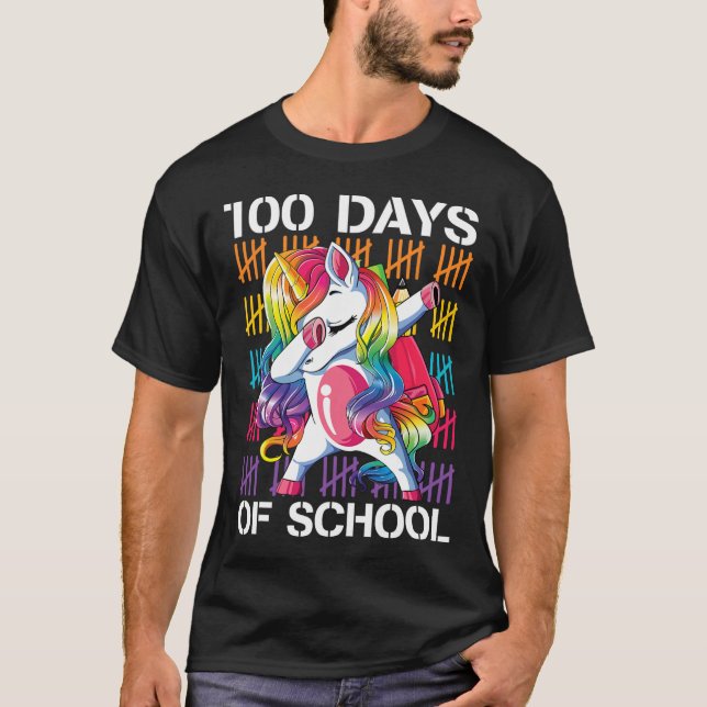 Camiseta Felizes 100 Dias De Escola Professores 100 Dias Un (Frente)
