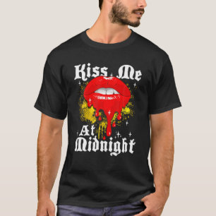 Camiseta felizes anos novos Eve Me Beija Aos Lábios Da Mei