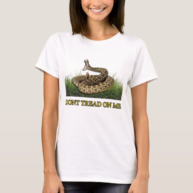 Camiseta Felpudo Express® Modern Gadsden Flag White Mulher (Frente)