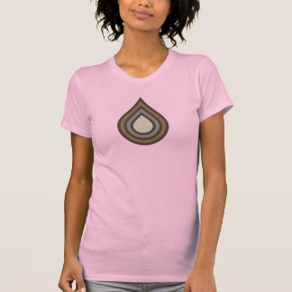 Camiseta Feminina Ajustada com Arte em Camadas