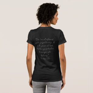 Camiseta feminina com Verse no verso