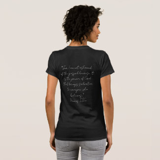 Camiseta feminina com Verse no verso