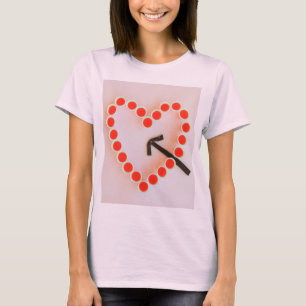 camiseta feminina coração de óculos
