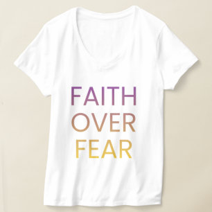 Camiseta Feminina Fé Sobre o Medo – Inspiração Cri