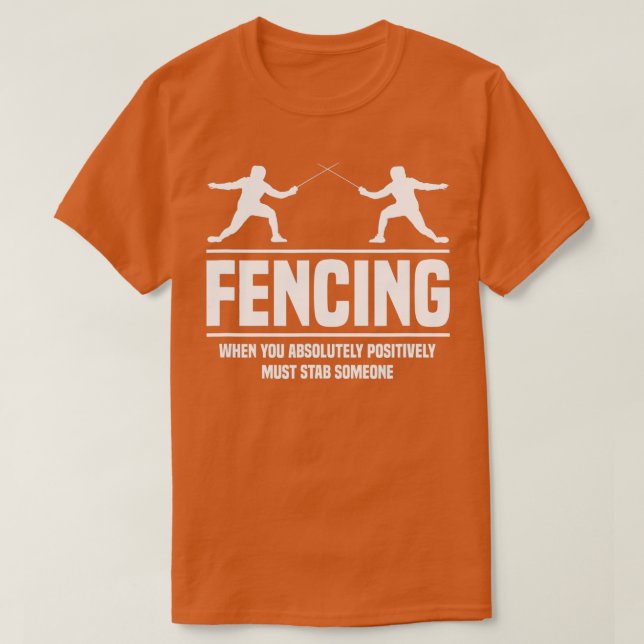 Camiseta Fencer Esportivo Esportivo Lutando com Espadas de  (Frente do Design)