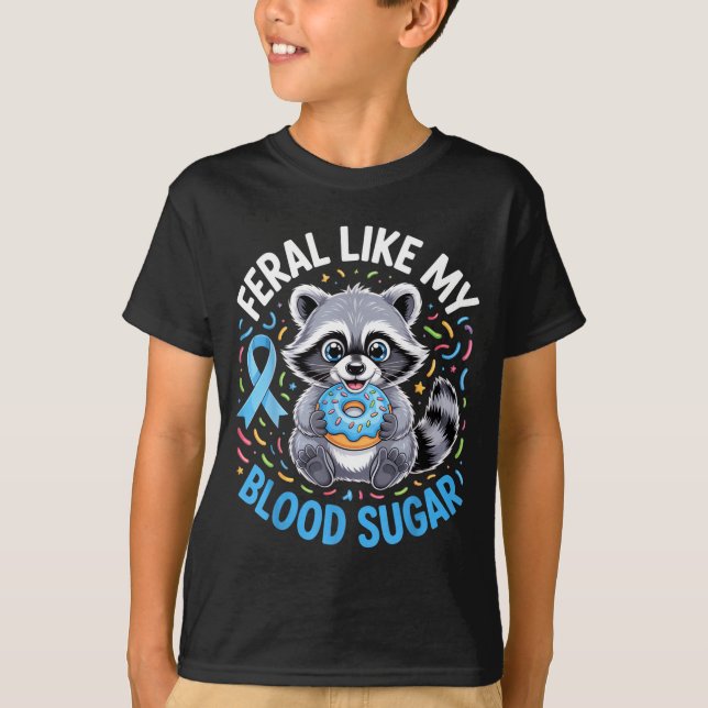 Camiseta Feral Like My Blood Sugar Raccoon Outfit With Donu (Frente)