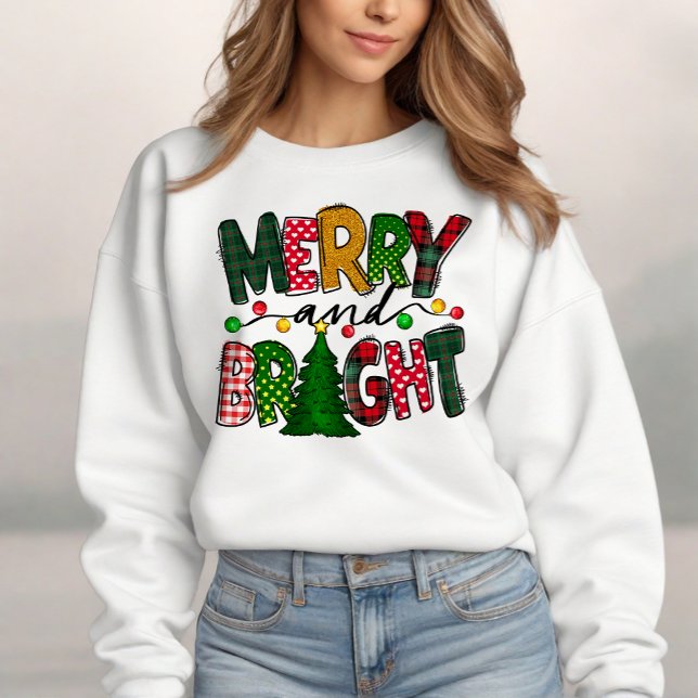 Camiseta Férias de Natal feliz e Brilhante (Brighten your festivities with this cheerful Christmas sweatshirt, spreading joy wherever you go!)