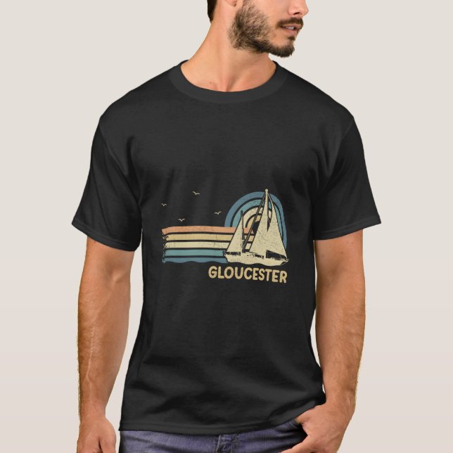 Camiseta Férias de Velero em Gloucester Massachusetts (Frente)