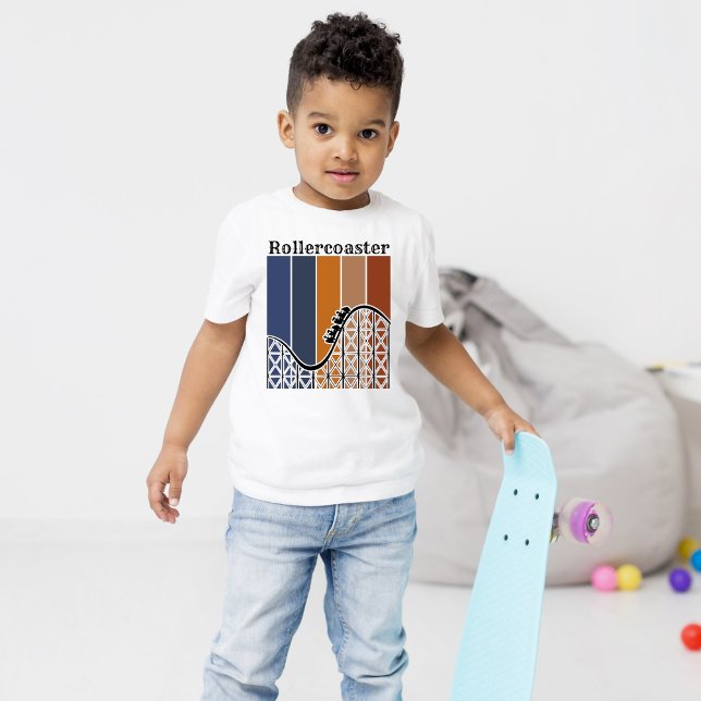 Camiseta Férias de Verão ao longo do Rollercoaster Retro (This fun summer design is versatile and a favorite at any age.)
