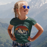 Camiseta Férias de Viagem Familiar Montam Crianças Personal<br><div class="desc">Este maravilhoso pôr do sol sobre montanhas rochosas na natureza faz uma imagem excelente para um conjunto de t-shirts personalizadas para uma reunião de família, viagem de carro ou férias de verão. Comemore sua semana de feriado com camisetas correspondentes para mãe, pai, irmão e irmã. Basta adicionar seu próprio sobrenome...</div>