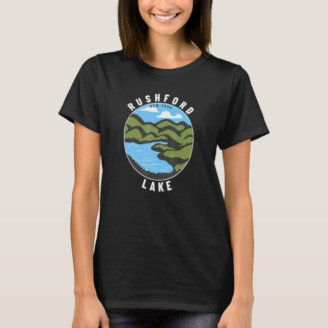 Camiseta Férias do Crachá do Rushford Lake New York NY Souv (Frente)