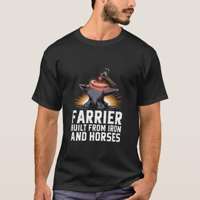 Camiseta Ferrador Construído de Ferro e Cavalos (Frente)