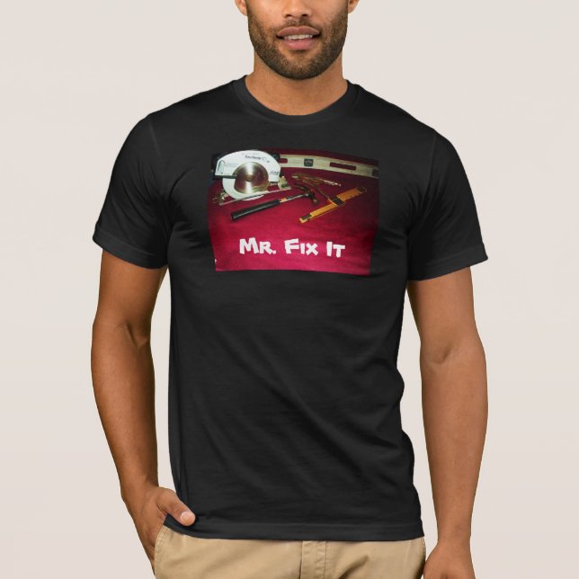 Camiseta FERRAMENTAS MR CORRIGIR Tempos de TI (Frente)