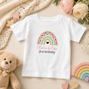 Camiseta Festa de 1º Aniversário do Rainbow & Hearts