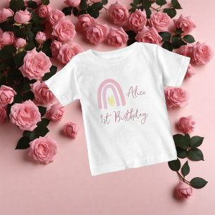 Camiseta Festa de aniversário arco-íris amarelo rosa pastel
