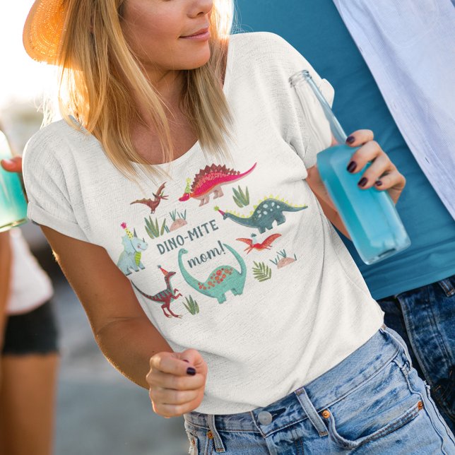 Camiseta Festa de aniversário-mãe de dinossauro bonito (Cute dinosaur dino-mite mom birthday party T-Shirt)